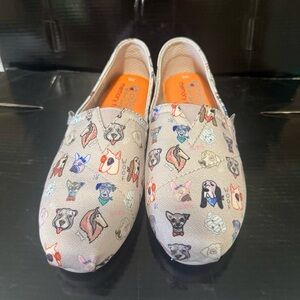 Skechers BOBS for Dogs: "Beach Bingo" Woof Party – Women’s 5/Big Girls 3.5